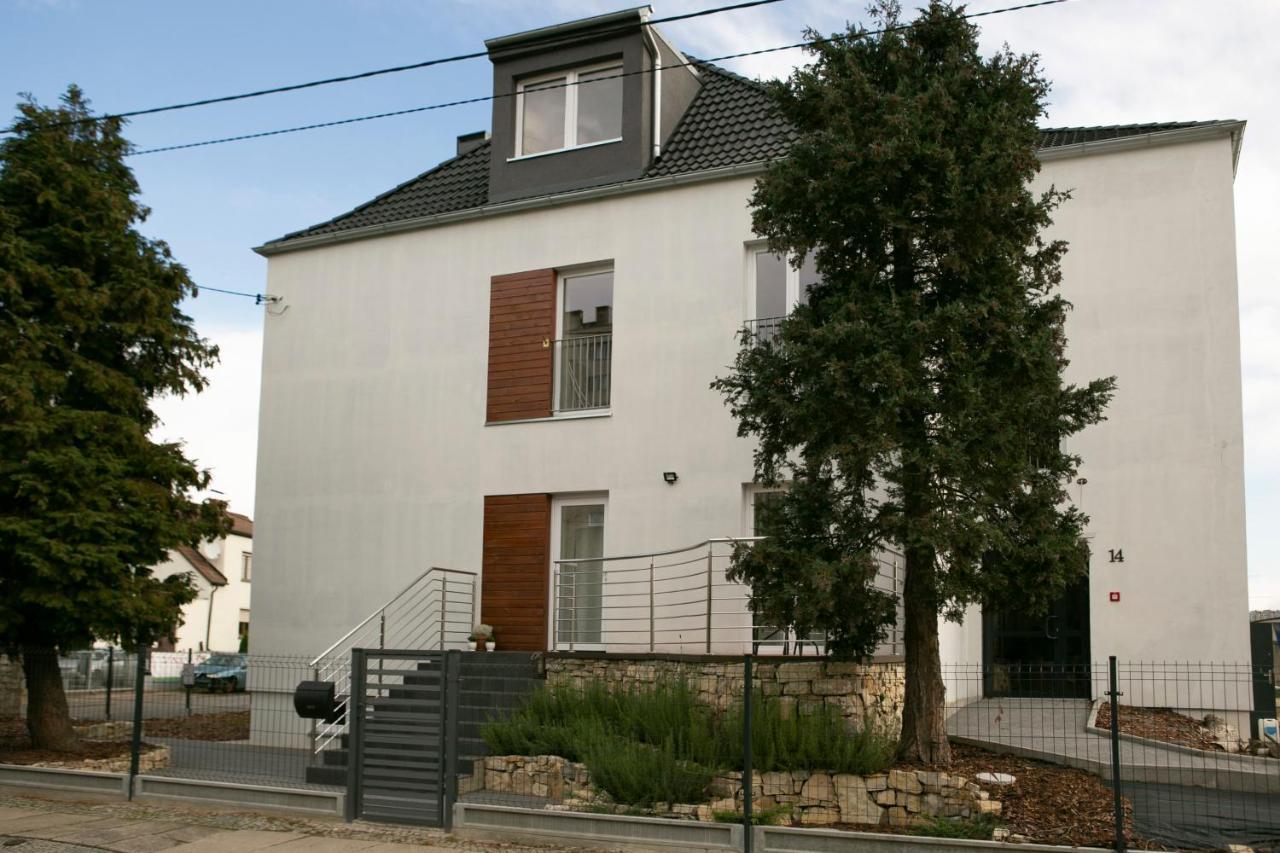 Apartamenty Lawendowy Zakatek 2 Ополе Экстерьер фото
